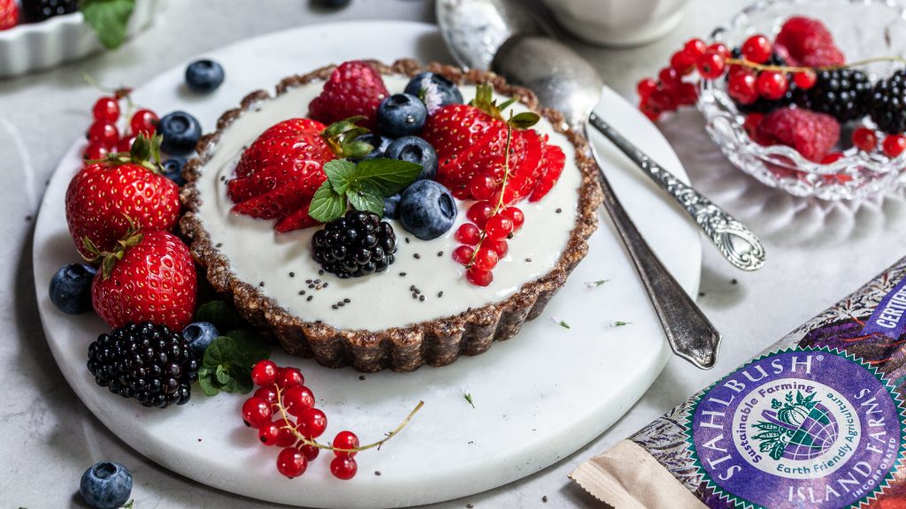 No-Bake Berry Breakfast Tarts
