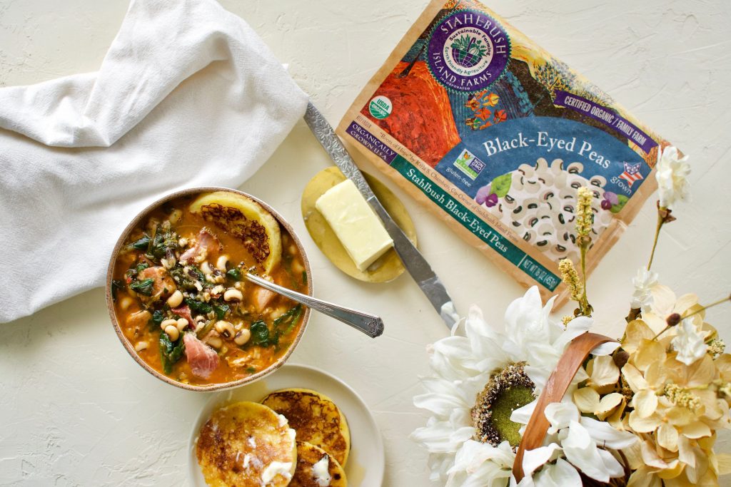 Black-Eyed Peas and Greens Soup