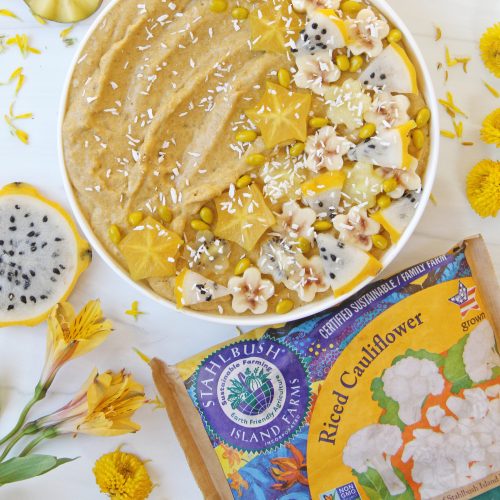 golden milk smoothie bowl