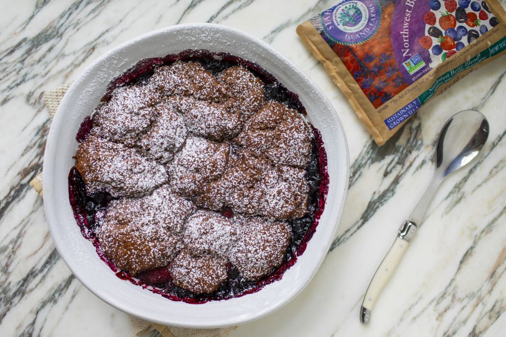 chocolate mixed berry cobbler 